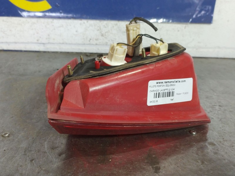 Recambio de piloto porton izquierdo para daewoo lacetti 1.6 cat referencia OEM IAM   