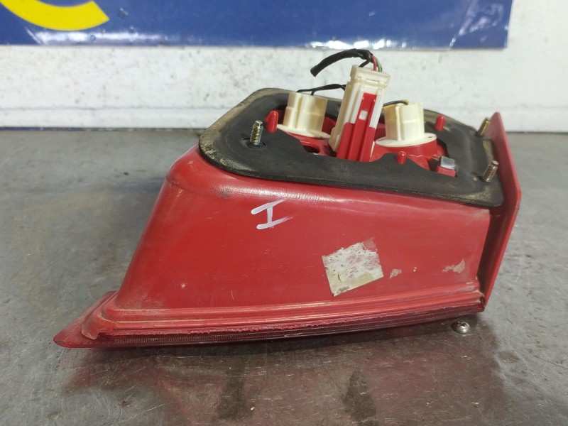 Recambio de piloto porton izquierdo para daewoo lacetti 1.6 cat referencia OEM IAM   