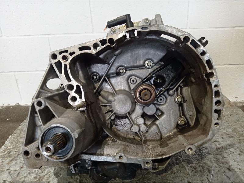Recambio de caja cambios para renault clio ii fase ii (b/cb0) 1.4 16v | 0.01 - ... 1.4 16v | 0.01 - ... referencia OEM IAM JB151