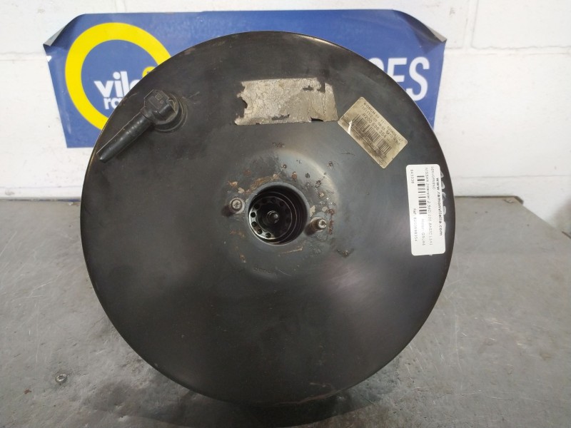 Recambio de servofreno para nissan interstar 2.5dci 100 basic l1h1 2.800 referencia OEM IAM 8200698354  