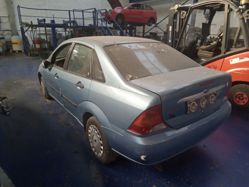 ford focus berlina (cak)  | 0.98 - 0.04 del año 2000