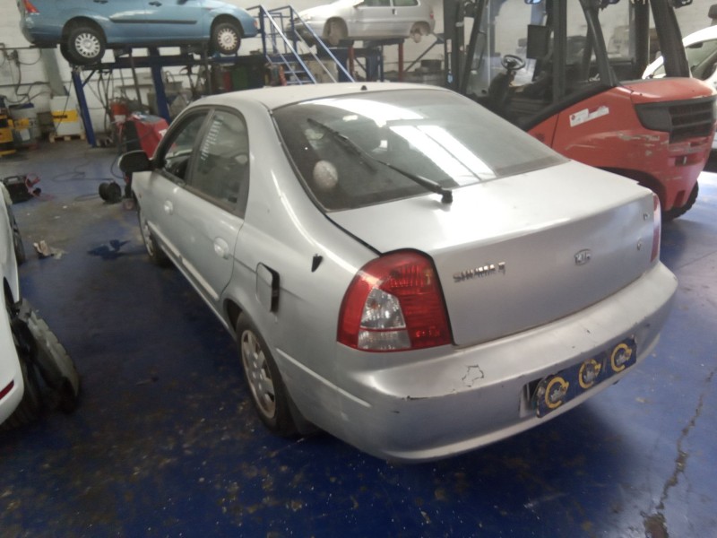 kia shuma ii del año 2001