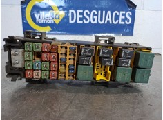 Recambio de caja reles fusibles para jeep gr.cherokee (wj/wg) 3.1 td cat referencia OEM IAM   