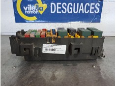 Recambio de caja reles fusibles para jeep gr.cherokee (wj/wg) 3.1 td cat referencia OEM IAM    2