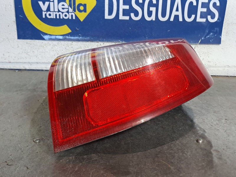 Recambio de piloto trasero derecho para kia shuma ii referencia OEM IAM   