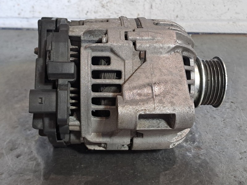 Recambio de alternador para rover r 45 1.6 referencia OEM IAM 0124225011 LRB00467 