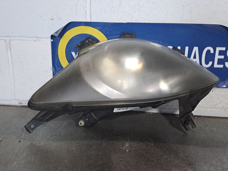Recambio de faro izquierdo para toyota aygo (kgb/wnb) blue referencia OEM IAM   