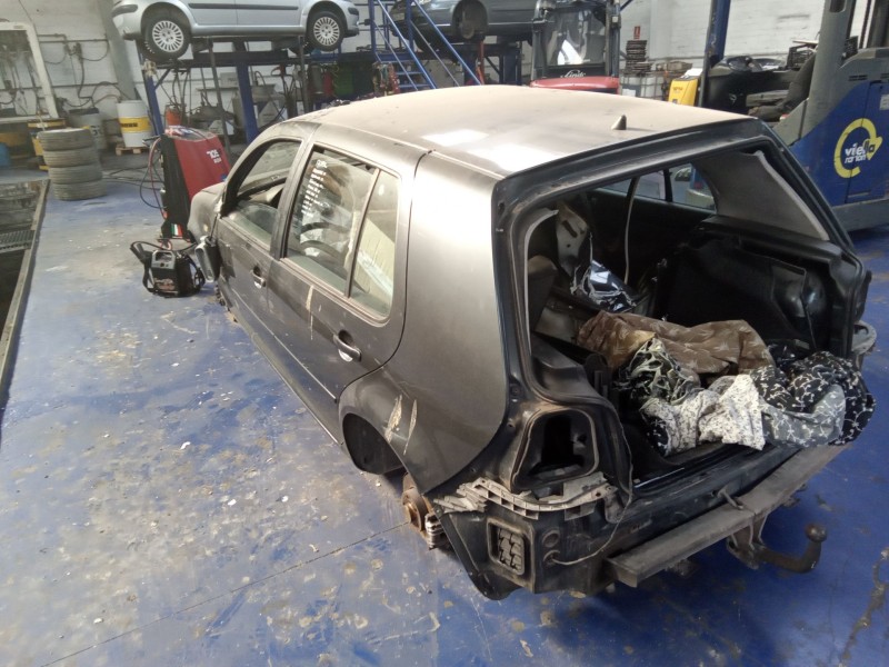 volkswagen golf iv berlina (1j1) básico | 0.97 - ... del año 1999 volkswagen golf iv berlina (1j1) básico | 0.97 - ... del año 1999