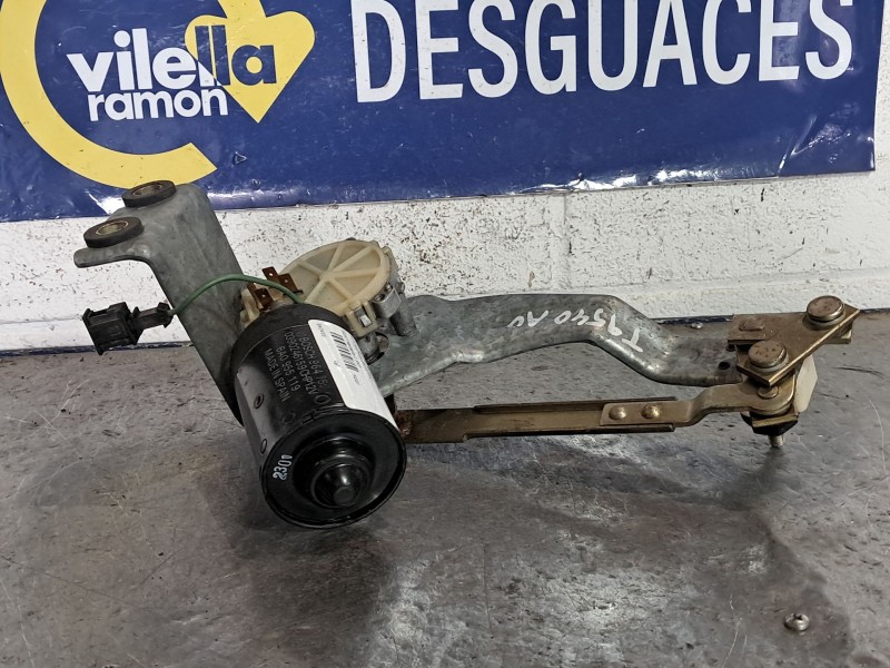 Recambio de motor limpia delantero para seat marbella referencia OEM IAM   