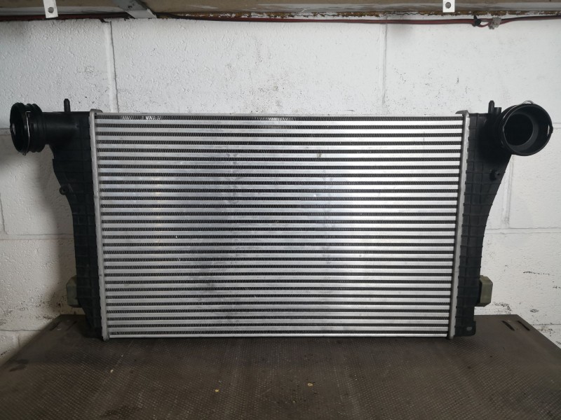 Recambio de intercooler para seat leon (1m1) 1.9 tdi | 0.99 - ... 1.9 tdi | 0.99 - ... referencia OEM IAM   