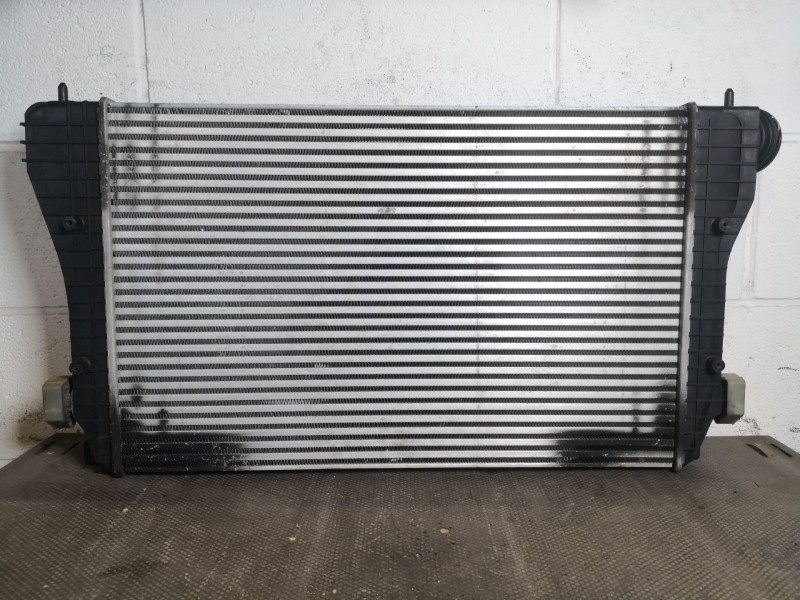 Recambio de intercooler para seat leon (1m1) 1.9 tdi | 0.99 - ... 1.9 tdi | 0.99 - ... referencia OEM IAM   