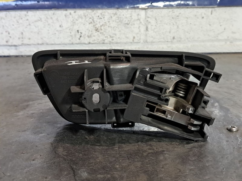 Recambio de maneta interior trasera izquierda para ford fiesta referencia OEM IAM   