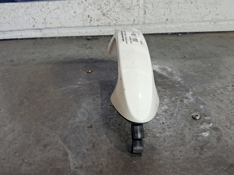 Recambio de maneta exterior trasera izquierda para ford fiesta referencia OEM IAM   