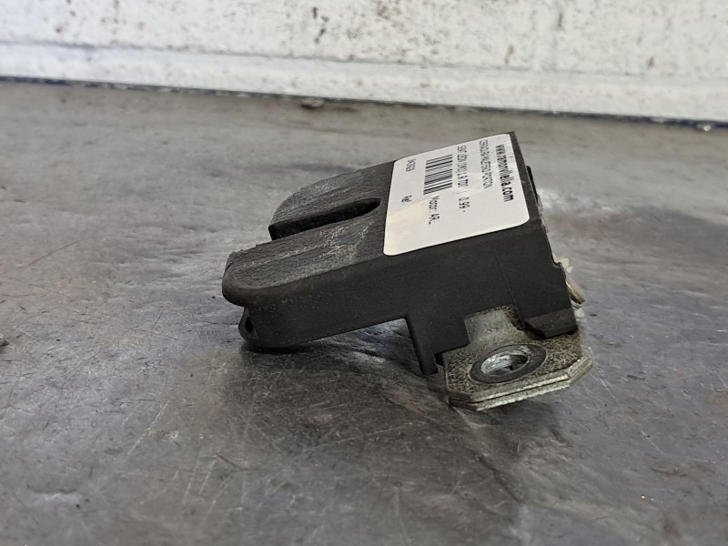 Recambio de cerradura maletero porton para seat leon (1m1) 1.9 tdi | 0.99 - ... 1.9 tdi | 0.99 - ... referencia OEM IAM   