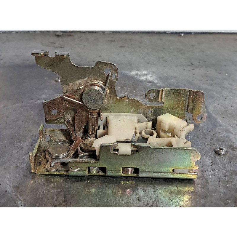 Recambio de cerradura puerta lateral derecha para mercedes vito caja cerrada (bm 638)  | ... vito caja cerrada (bm 638)  | ... r