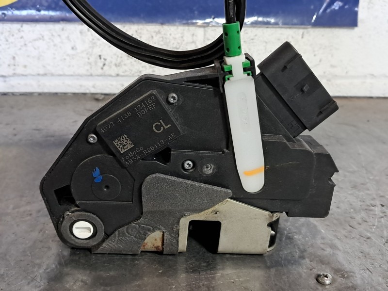 Recambio de cerradura puerta trasera izquierda para ford fiesta referencia OEM IAM   