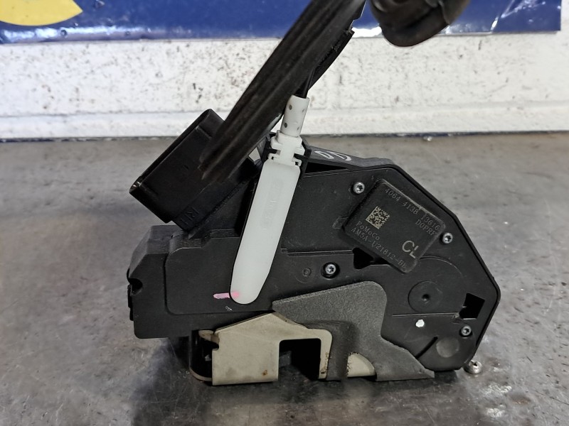 Recambio de cerradura puerta delantera derecha para ford fiesta referencia OEM IAM   