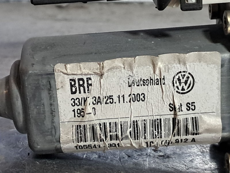 Recambio de motor elevalunas trasero derecho para seat leon (1m1) 1.9 tdi | 0.99 - ... 1.9 tdi | 0.99 - ... referencia OEM IAM  