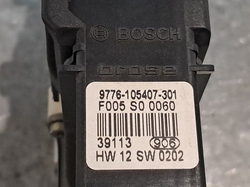 Recambio de motor elevalunas trasero derecho para seat leon (1m1) 1.9 tdi | 0.99 - ... 1.9 tdi | 0.99 - ... referencia OEM IAM  