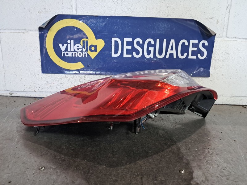 Recambio de piloto trasero izquierdo para ford fiesta referencia OEM IAM   