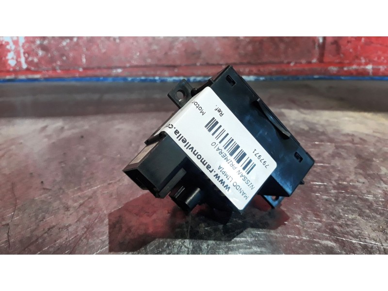 Recambio de mando limpia para nissan primera referencia OEM IAM    Recambio de mando limpia para nissan primera referencia OEM IAM