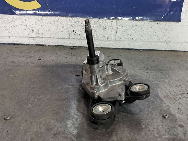 Recambio de motor limpia trasero para ford fiesta referencia OEM IAM   