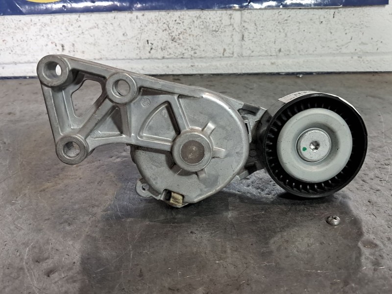 Recambio de tensor correa auxiliar para seat leon (1m1) 1.9 tdi | 0.99 - ... 1.9 tdi | 0.99 - ... referencia OEM IAM   