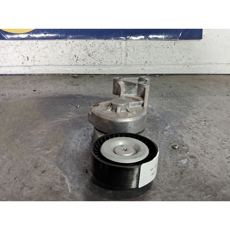 Recambio de tensor correa auxiliar para seat leon (1m1) 1.9 tdi | 0.99 - ... 1.9 tdi | 0.99 - ... referencia OEM IAM   