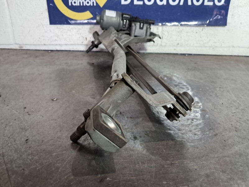 Recambio de motor limpia delantero para ford fiesta referencia OEM IAM   