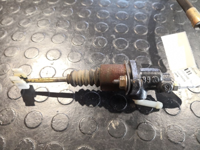 Recambio de bomba embrague para seat cordoba 1.9 tdi sx referencia OEM IAM   