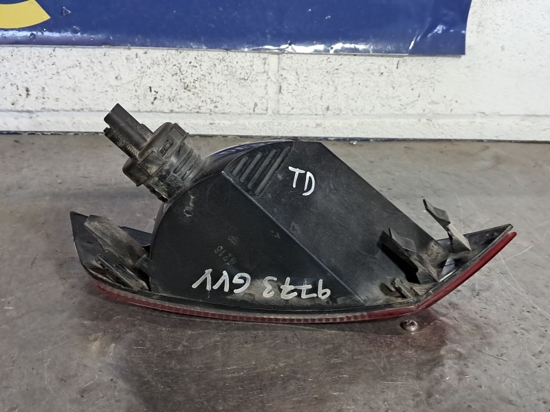 Recambio de piloto marcha atras para ford focus 1.6 tdci 109 titanium referencia OEM IAM   