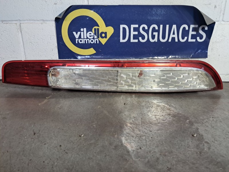 Recambio de piloto trasero derecho para ford focus 1.6 tdci 109 titanium referencia OEM IAM   