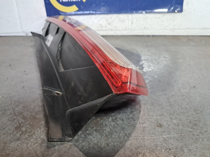 Recambio de piloto trasero derecho para ford focus 1.6 tdci 109 titanium referencia OEM IAM   