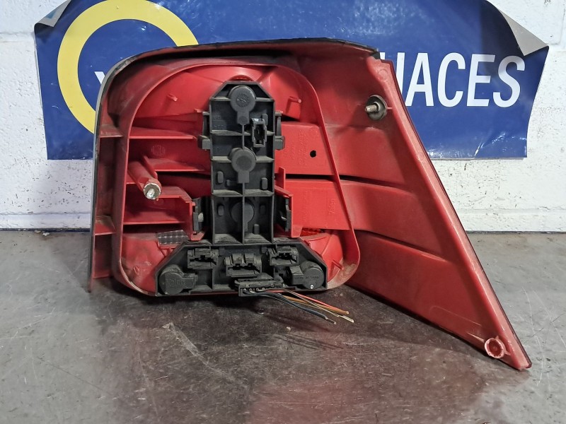 Recambio de piloto trasero izquierdo para volkswagen golf iv berlina (1j1) básico | 05.99 - ... referencia OEM IAM   