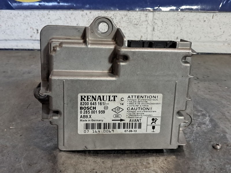Recambio de centralita airbag para renault clio iii  | 0.05 - ...  | 0.05 - ... referencia OEM IAM 0285001959  