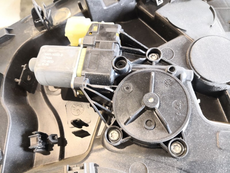 Recambio de elevalunas delantero derecho para ford fiesta referencia OEM IAM   