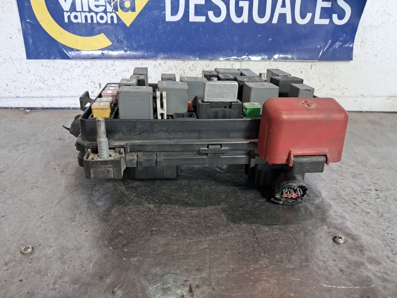 Recambio de caja reles fusibles para chevrolet hhr  | 0.07 - ...  | 0.07 - ... referencia OEM IAM   
