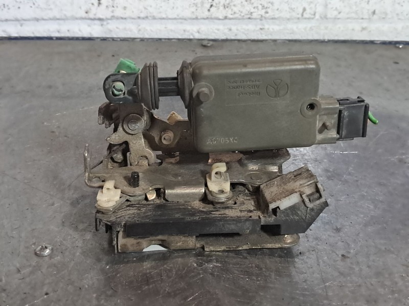 Recambio de cerradura puerta delantera derecha para renault 19 (b/c/l53) 1.8 referencia OEM IAM   