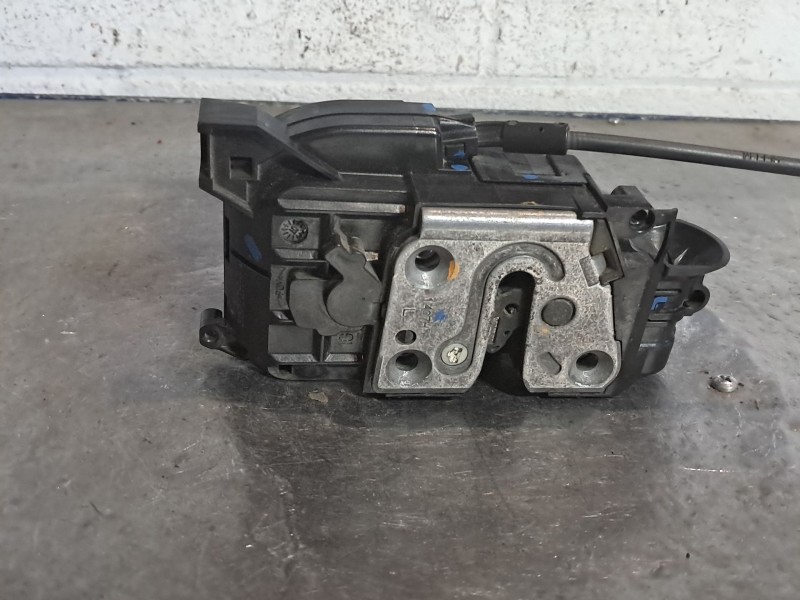 Recambio de cerradura puerta delantera izquierda para renault clio iii  | 0.05 - ...  | 0.05 - ... referencia OEM IAM   