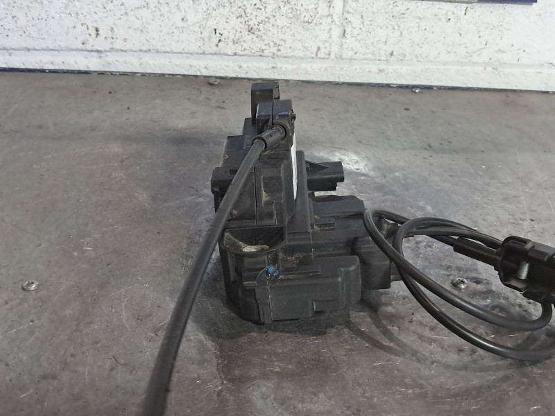 Recambio de cerradura puerta delantera izquierda para renault clio iii  | 0.05 - ...  | 0.05 - ... referencia OEM IAM   