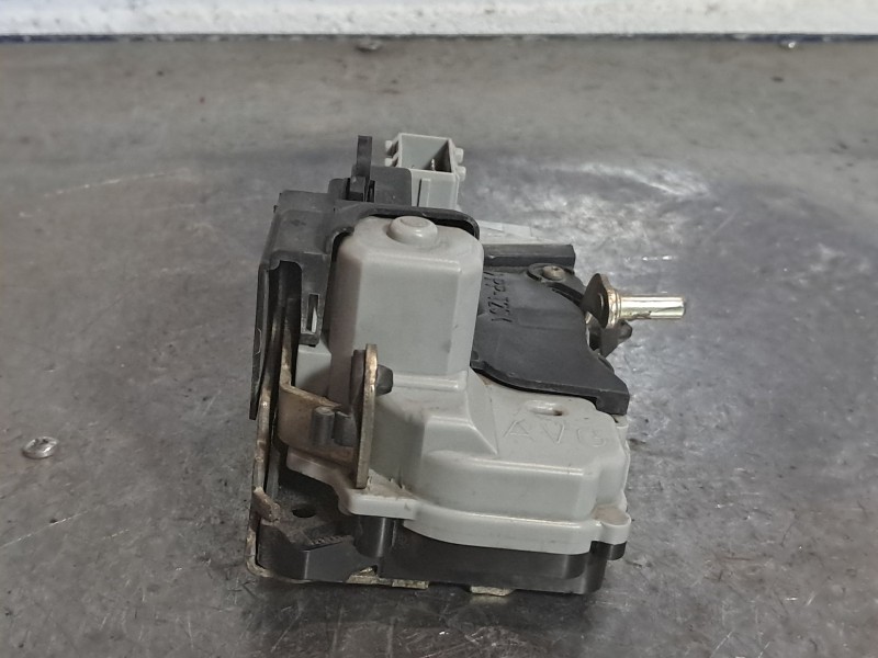 Recambio de cerradura puerta delantera izquierda para citroen xsara picasso 1.8 16v referencia OEM IAM   