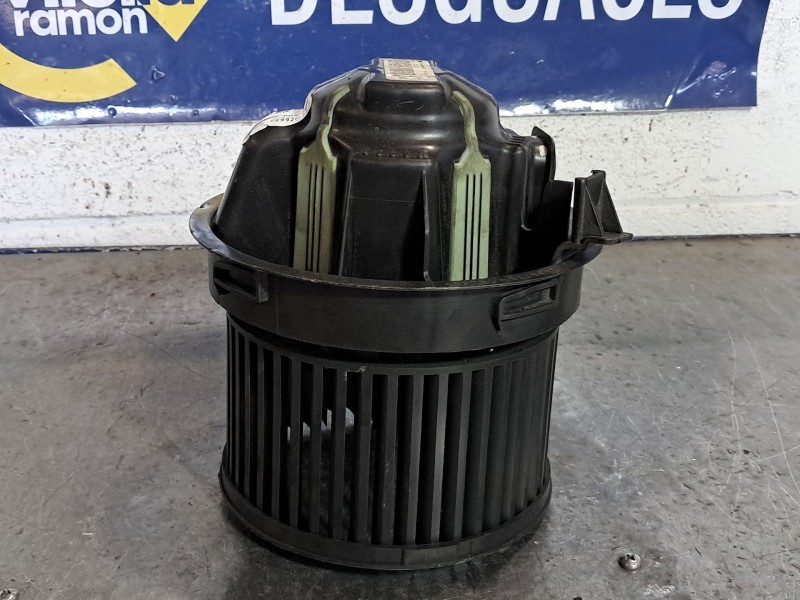 Recambio de motor calefaccion para peugeot 207 sw  | 0.07 - ...  | 0.07 - ... referencia OEM IAM MN102992G  