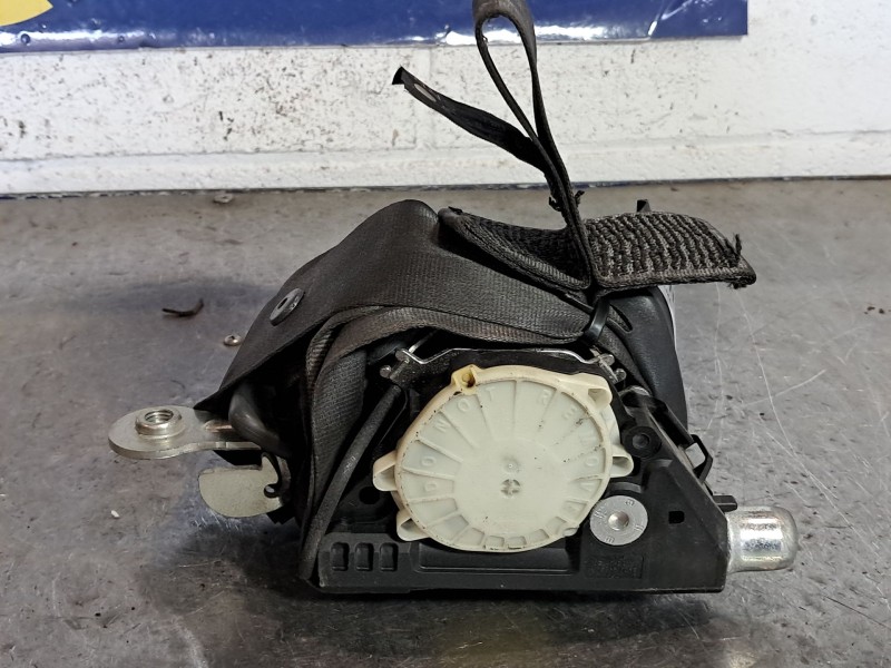 Recambio de cinturon seguridad delantero derecho para renault clio iii  | 0.05 - ...  | 0.05 - ... referencia OEM IAM   