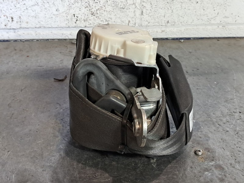Recambio de cinturon seguridad delantero izquierdo para renault clio iii  | 0.05 - ...  | 0.05 - ... referencia OEM IAM   