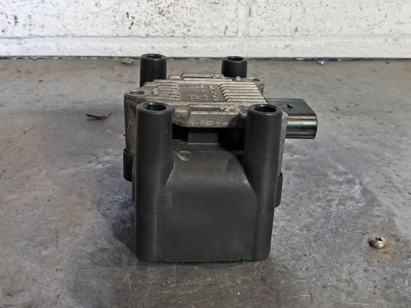 Recambio de bobina encendido para volkswagen golf iv berlina (1j1) básico | 05.99 - ... referencia OEM IAM 0040402003  