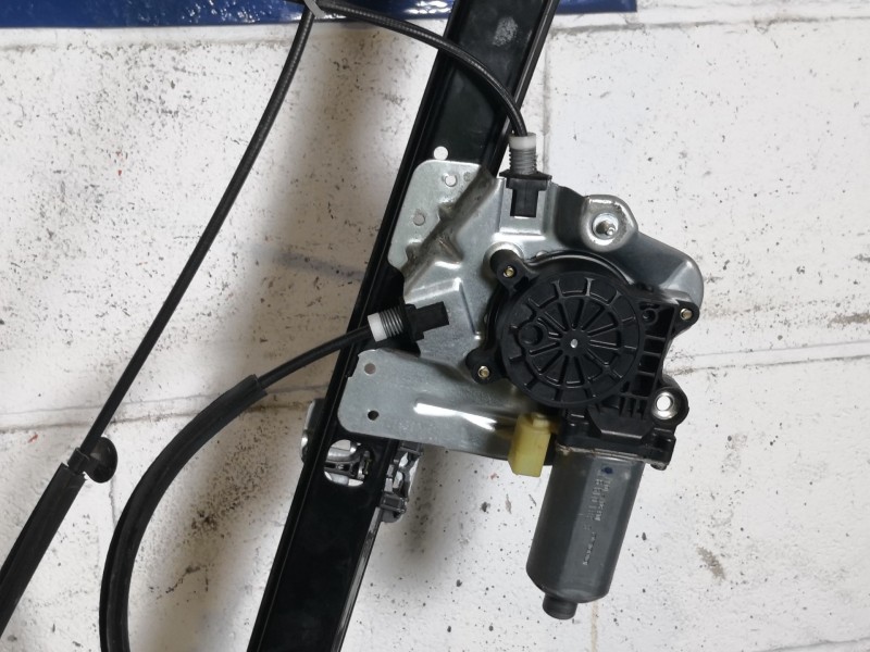 Recambio de elevalunas delantero izquierdo para bmw x5 (e53) 3.0 24v cat referencia OEM IAM 83810199 103597101 