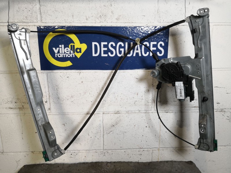 Recambio de elevalunas delantero izquierdo para renault clio iii  | 0.05 - ...  | 0.05 - ... referencia OEM IAM   