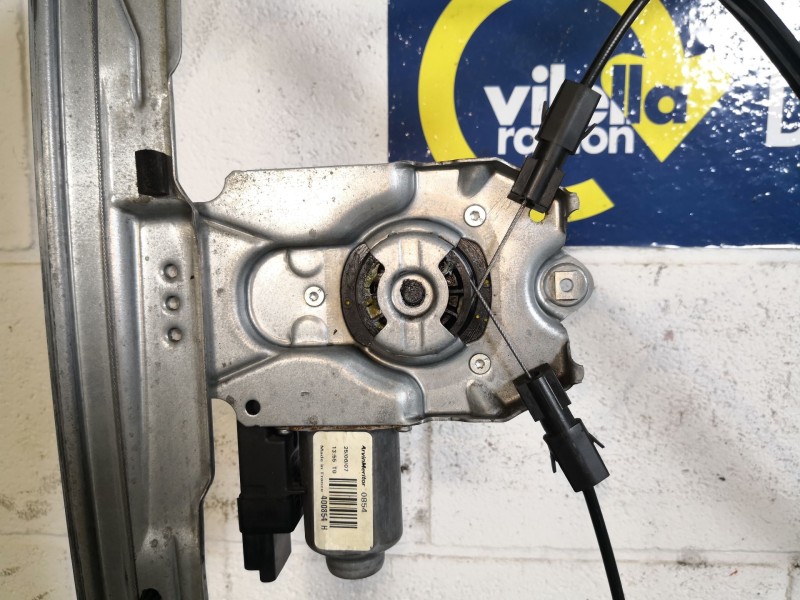 Recambio de elevalunas delantero izquierdo para renault clio iii  | 0.05 - ...  | 0.05 - ... referencia OEM IAM   