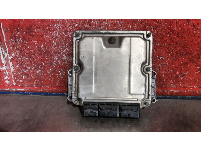 Recambio de centralita motor uce para opel vivaro furgón 2.7t corto | 01.01 - 12.06 furgón 2.7t corto | 01.01 - 12.06 referencia