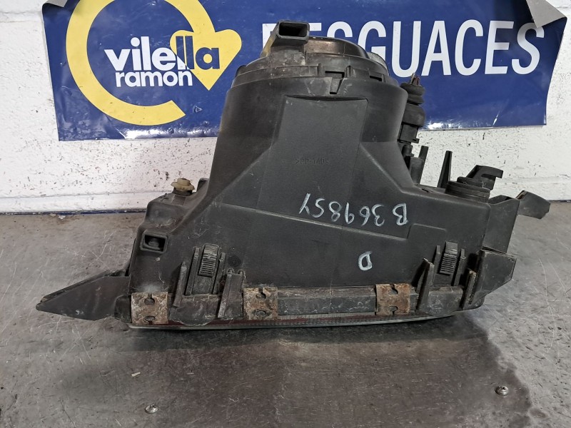 Recambio de faro derecho para audi 80 80 1.9 tdi referencia OEM IAM 1307022102  
